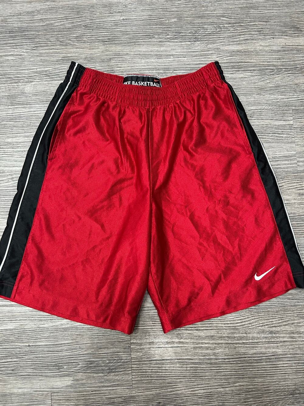 Vintage 90s Nike Basketball Shorts Men’s Large Red Black Mesh Athletic Gym Y2K